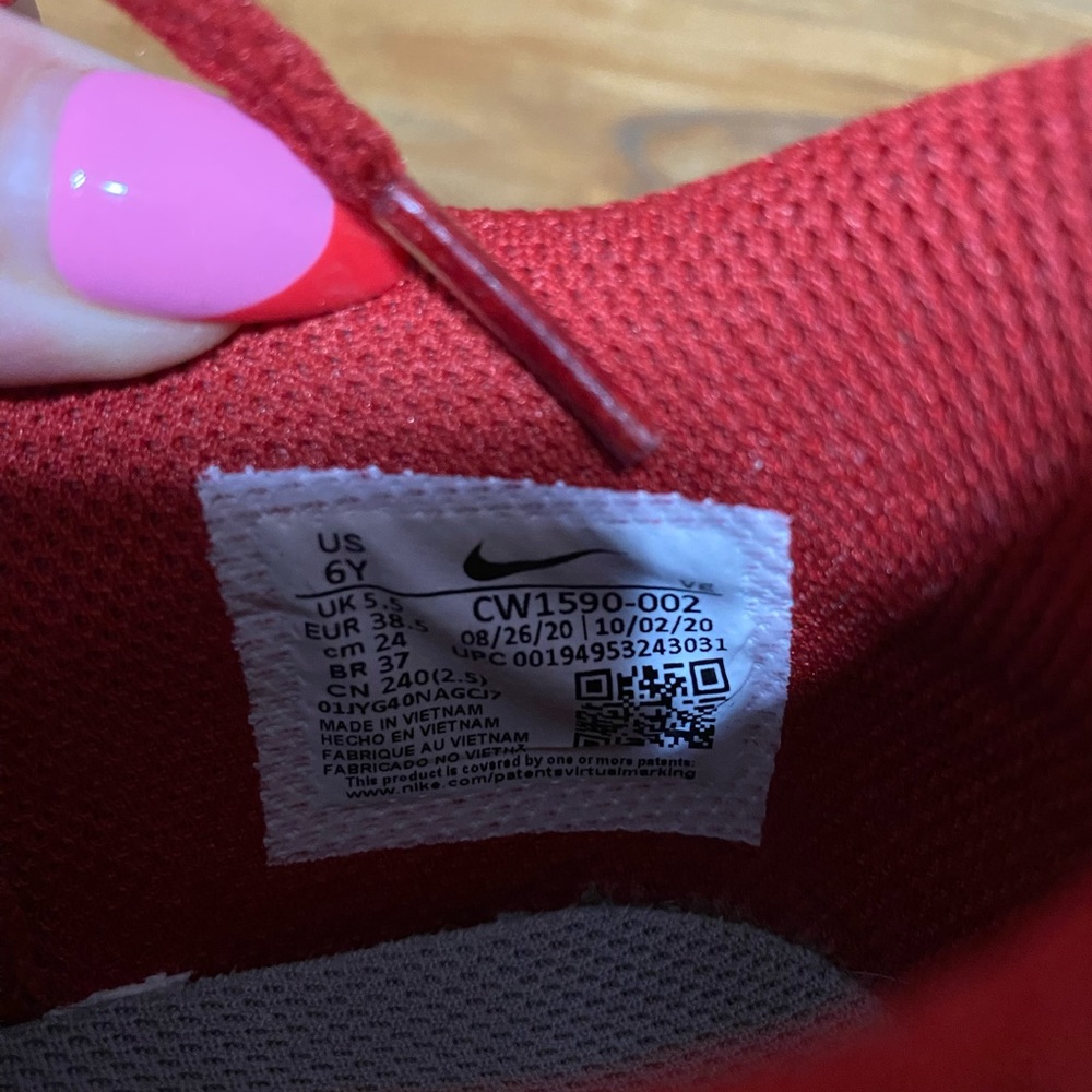 Nike Dunk Low Retro Medium Gray Varsity Red UNLV - Picture 6 of 6